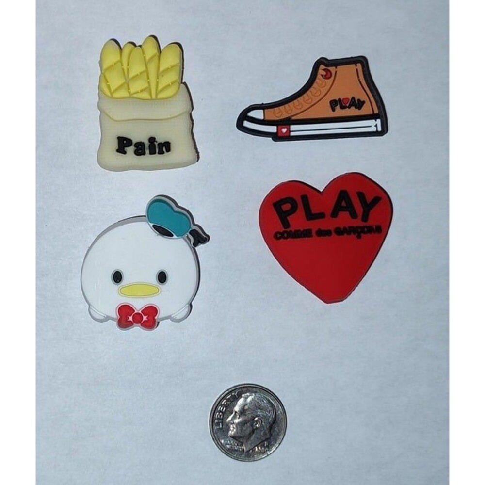 Comme des Garcons Donald Duck Tsum Tsum Shoe Charms Lot 4 Pieces